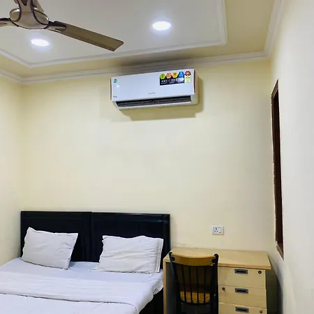 Hotel Downtown - Shakti Nagar